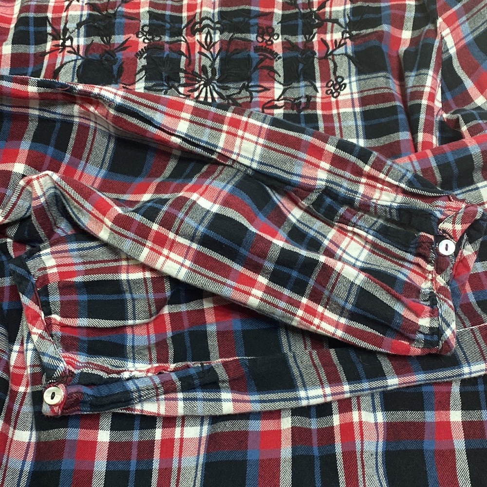 Beachlunchlounge  blue, red, black & white long sleeve flannel peplum top size L - Picture 4 of 8